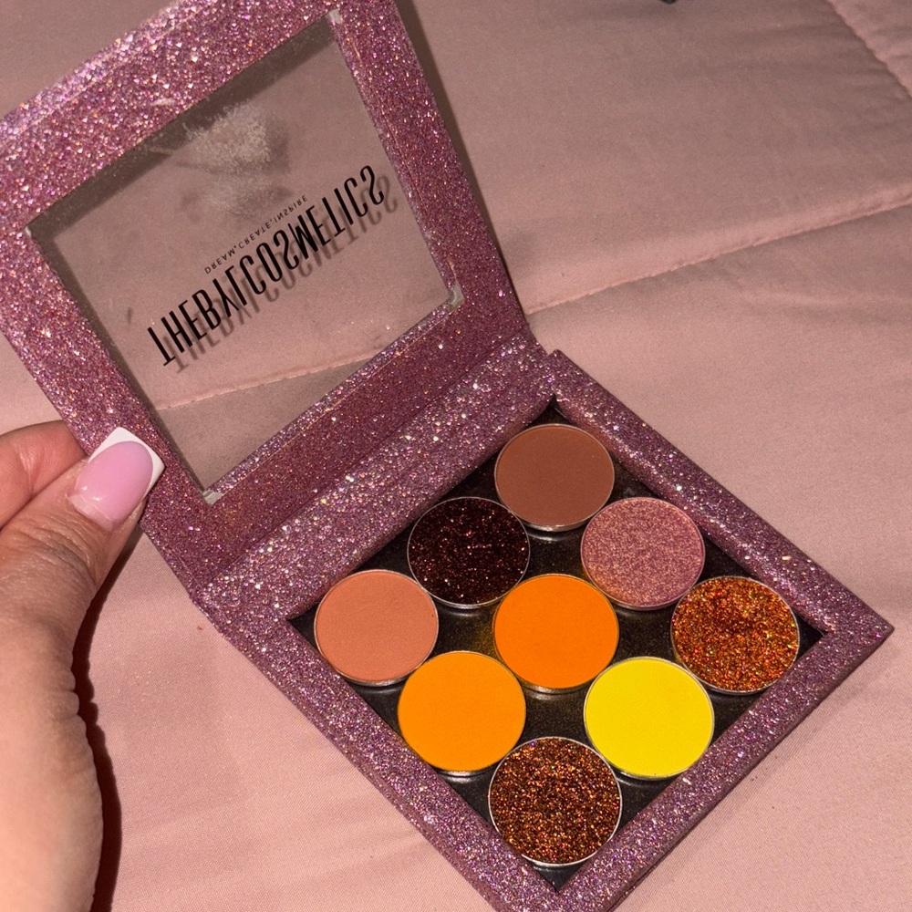 Shimmering Eyeshadow Palette by Unknown Brand